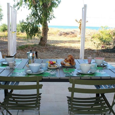 Ferienwohnung Acquamarina House On The Beach Alcamo Marina Exterior foto