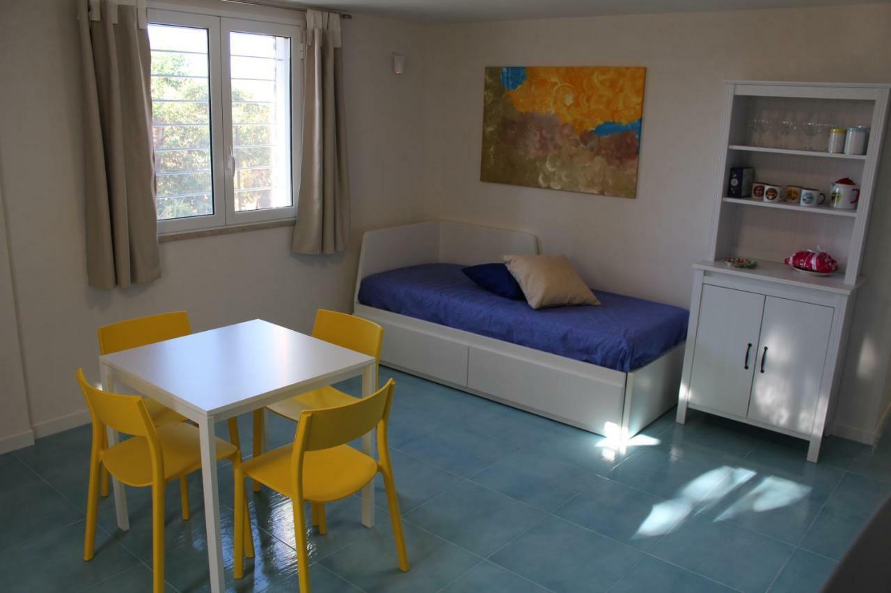 Ferienwohnung Acquamarina House On The Beach Alcamo Marina Exterior foto