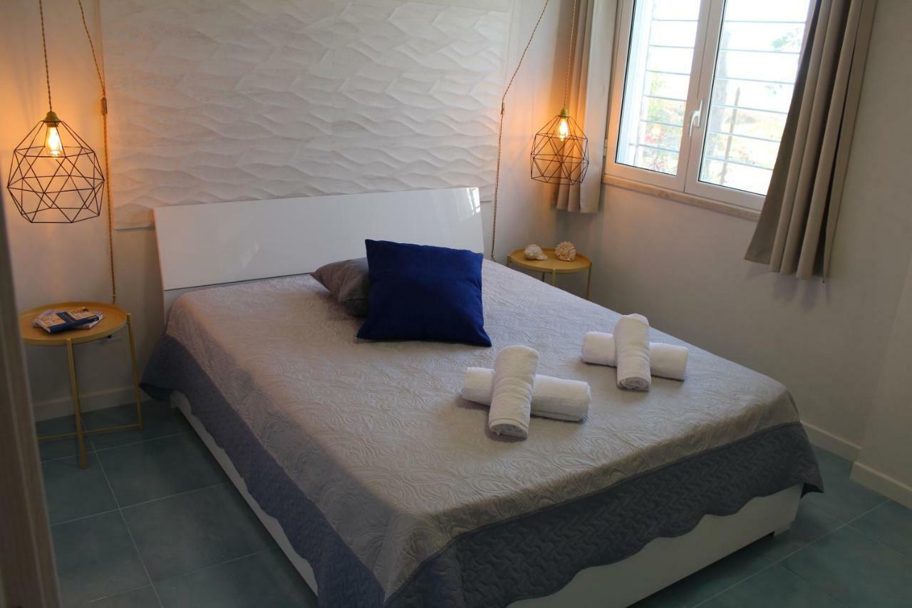 Ferienwohnung Acquamarina House On The Beach Alcamo Marina Exterior foto