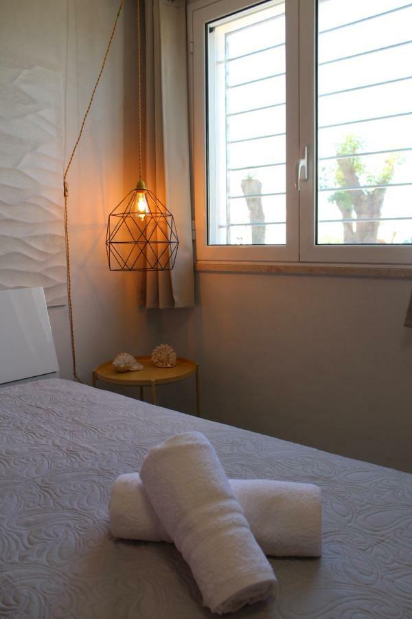 Ferienwohnung Acquamarina House On The Beach Alcamo Marina Exterior foto